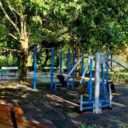 диковата къща Σπίτι διακοπών Lesidren