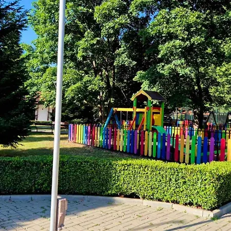 диковата къща Lesidren