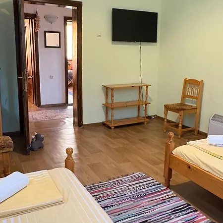 диковата къща Lesidren