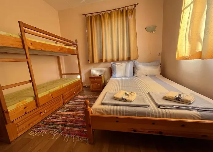 度假居 диковата къща *