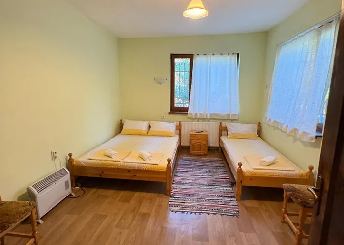 диковата къща 度假居 *